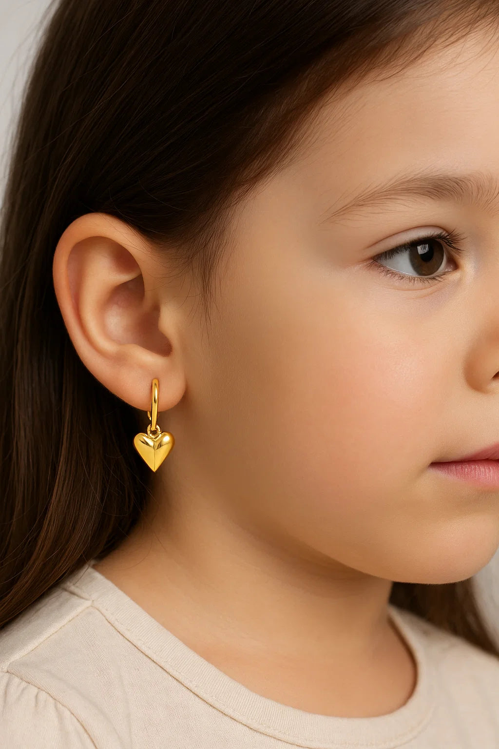 Coração de Mãe – Argola Dourada com Amor em Cada Detalhe